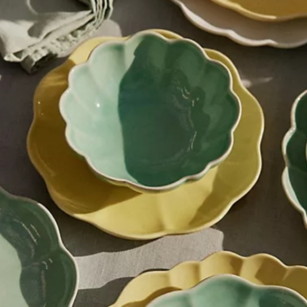 Mint Beatriz Scalloped Bowls set of 4